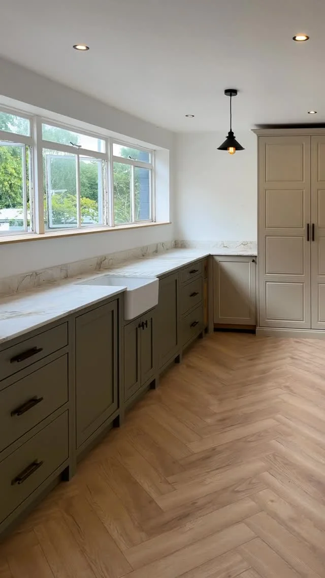 We speak the same language, just in different materials.
 
It’s been a pleasure working with @bakerbespoke on their new kitchen showroom. It sits within the workshop, so you can witness the process and the finished product all under one roof - just like at Bristol Marble.
 
Mark, creator of beautiful bespoke furniture and kitchens, chose Calacatta Firenze - one of our most popular materials, with every batch being unique.
 
Looking forward to the next project together. 
 
#calacatta #naturalquartzite #quartzitekitchen #kitchenshowroom #worktops #naturalstone #cabinetry #madetomeasure #furnituremakers #bespokejoinery #interiorprojects #bristol